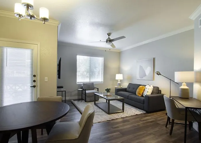Landing - Modern With Amazing Amenities Appartement *