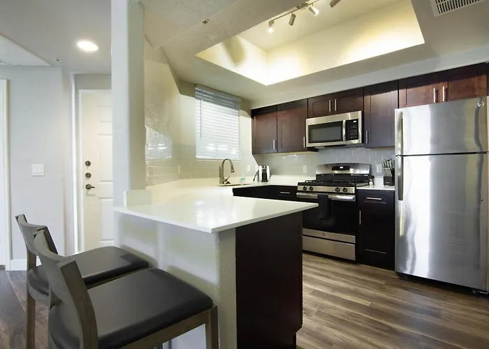 Landing - Modern With Amazing Amenities Apartment Tempe